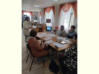 На базе Антоновской модельной библиотеки проведено занятие с гражданами пожилого возраста направленное на профилактику деменции